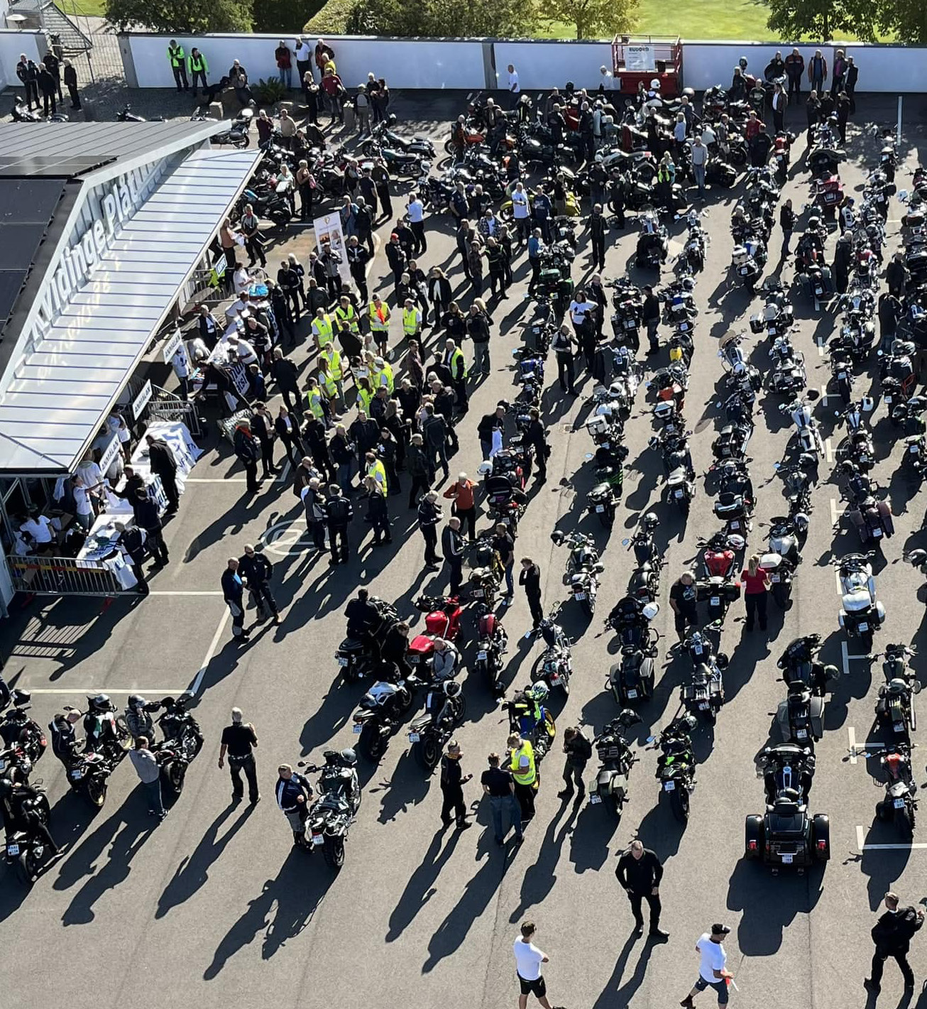 Together, we contribute to cancer research.